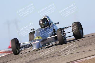 media/Oct-26-2025-CalClub SCCA (Sun) [[8ce1e69566]]/Group 6/Grapevine/